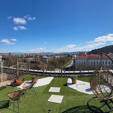 Garden Residence Любляна Екстериор снимка